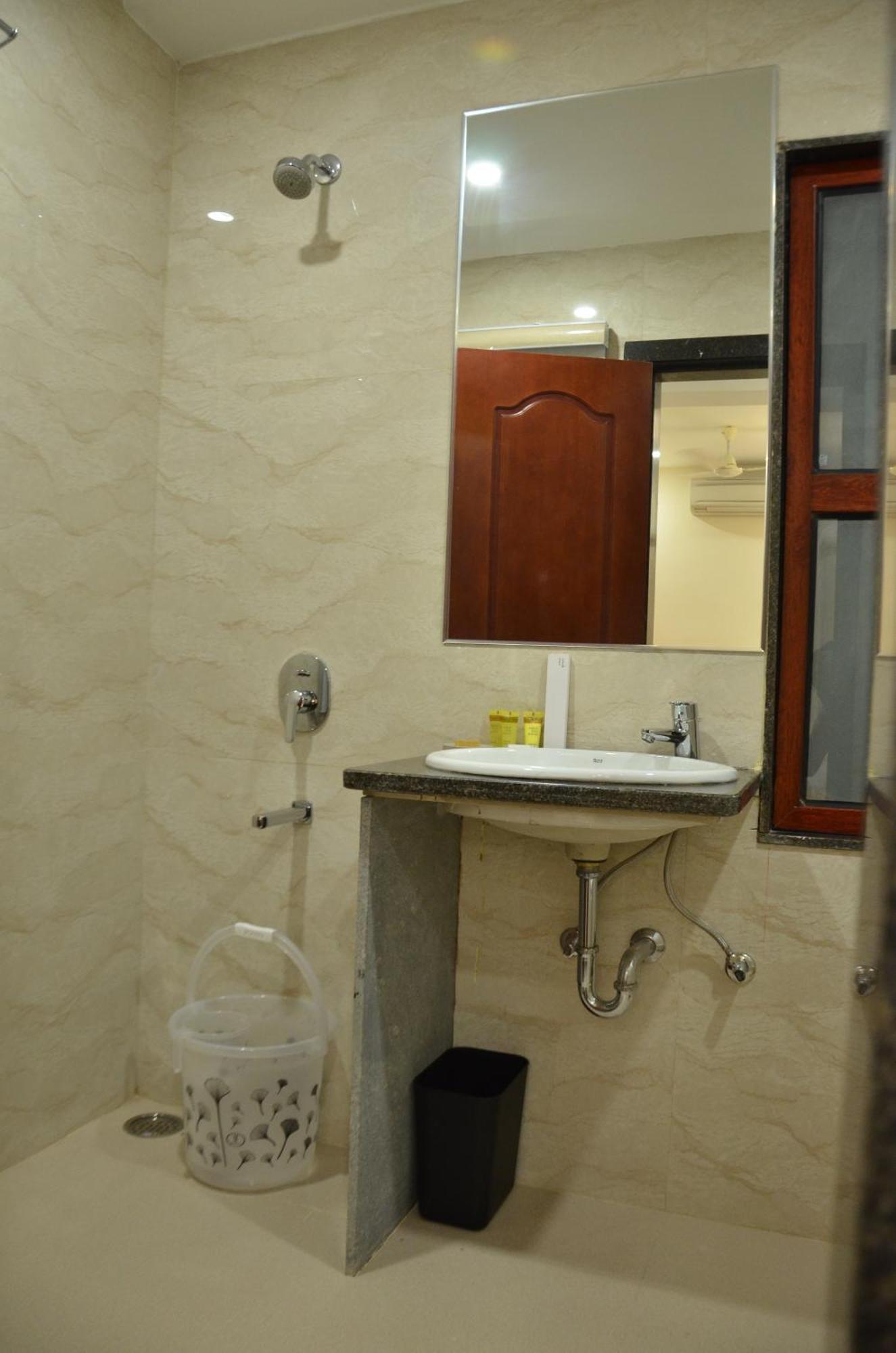 Hotel The Ved Mantra Gwalior Exterior foto